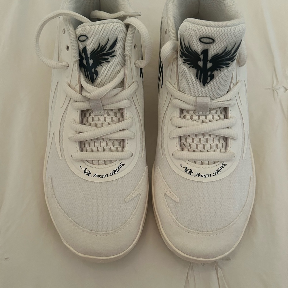 LaMelo Ball Puma Whisper MB02